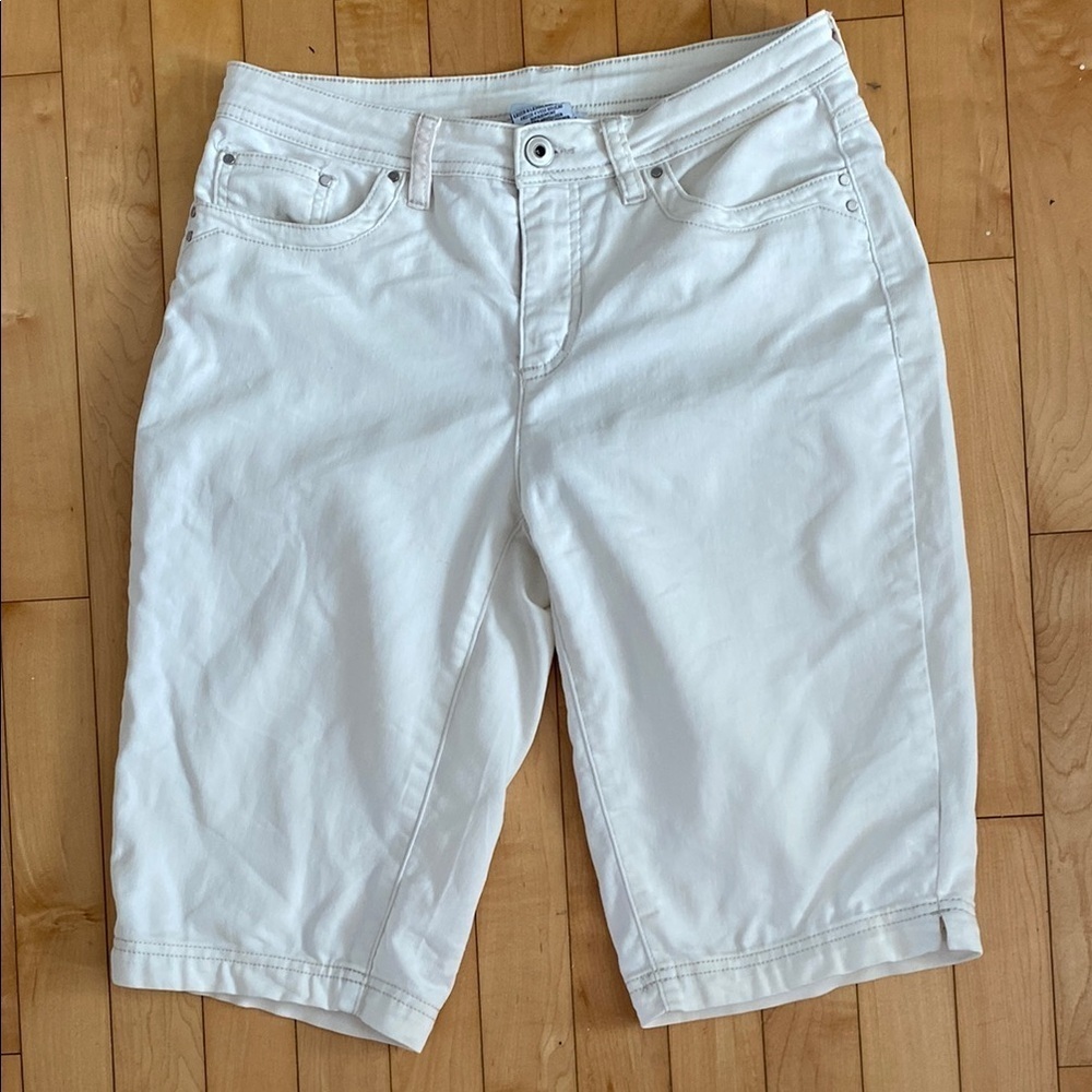 Where Cotton stretch Bermuda Shorts Size 4